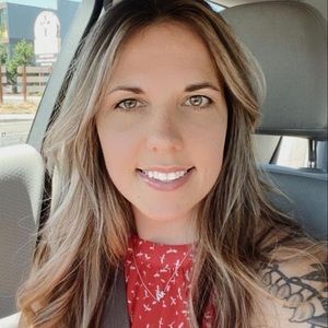 Meet your Posher, Amanda